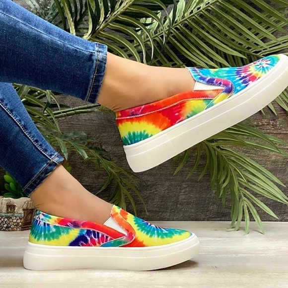 Rainbow tie dye sneaker - Picture 7 of 10